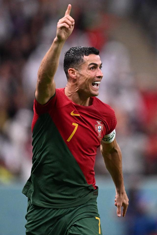 [NBA-湖人] 湖人建队太奇葩！艾顿软货，其余配角攻守不兼备，替补存多个混子