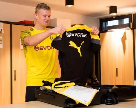 防守不佳！雷迪克默许，詹姆斯恐要离开，有望联手库里？