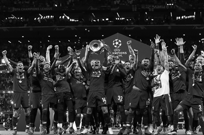 火箭遭西部垫底国王双杀，休斯顿三连败被太阳踢出前六，杜兰特难解三大难题