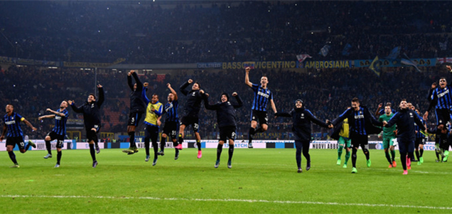 [图]詹姆斯26+10助攻里程碑东契奇36+9 湖人逆转灰熊