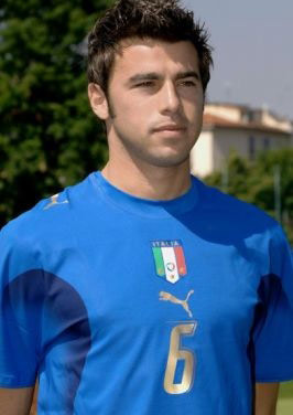 重大：湖人记者称湖人已与骑士洽谈，考虑引进莫布利来协助东契奇